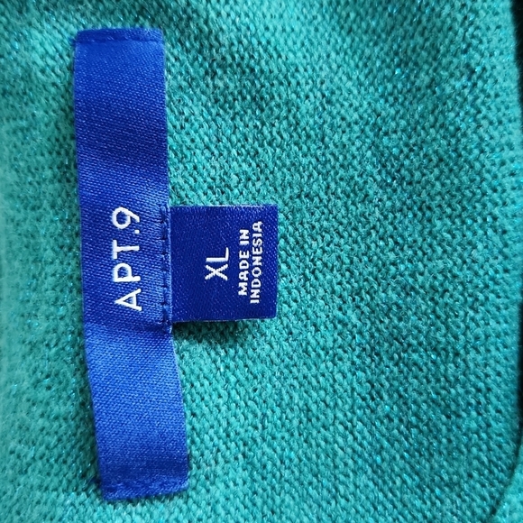 Metallic Threaded Teal Blue Sleeveless Sweater Top - Picture 3 of 4